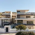 Iris Luxury * Hriszí Aktí Haniá