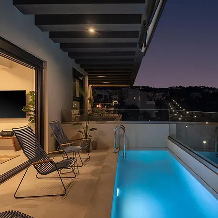 Iris Luxury Apartment *