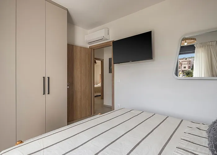 Iris Luxury Διαμέρισμα *