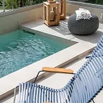 Iris Luxury * Chania (Crete)